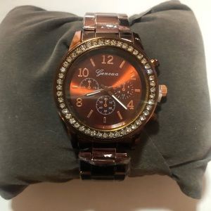 New Women’s Designer Geneva Luxury Watch Diamond Accent Bezel